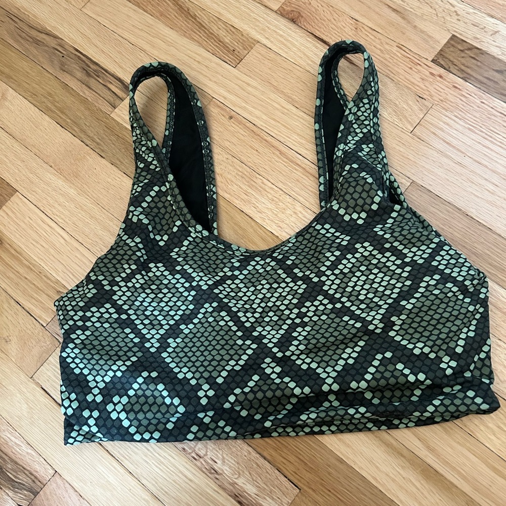 Balance athletica sports bra